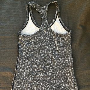 Lululemon Black and White Tank Size 4